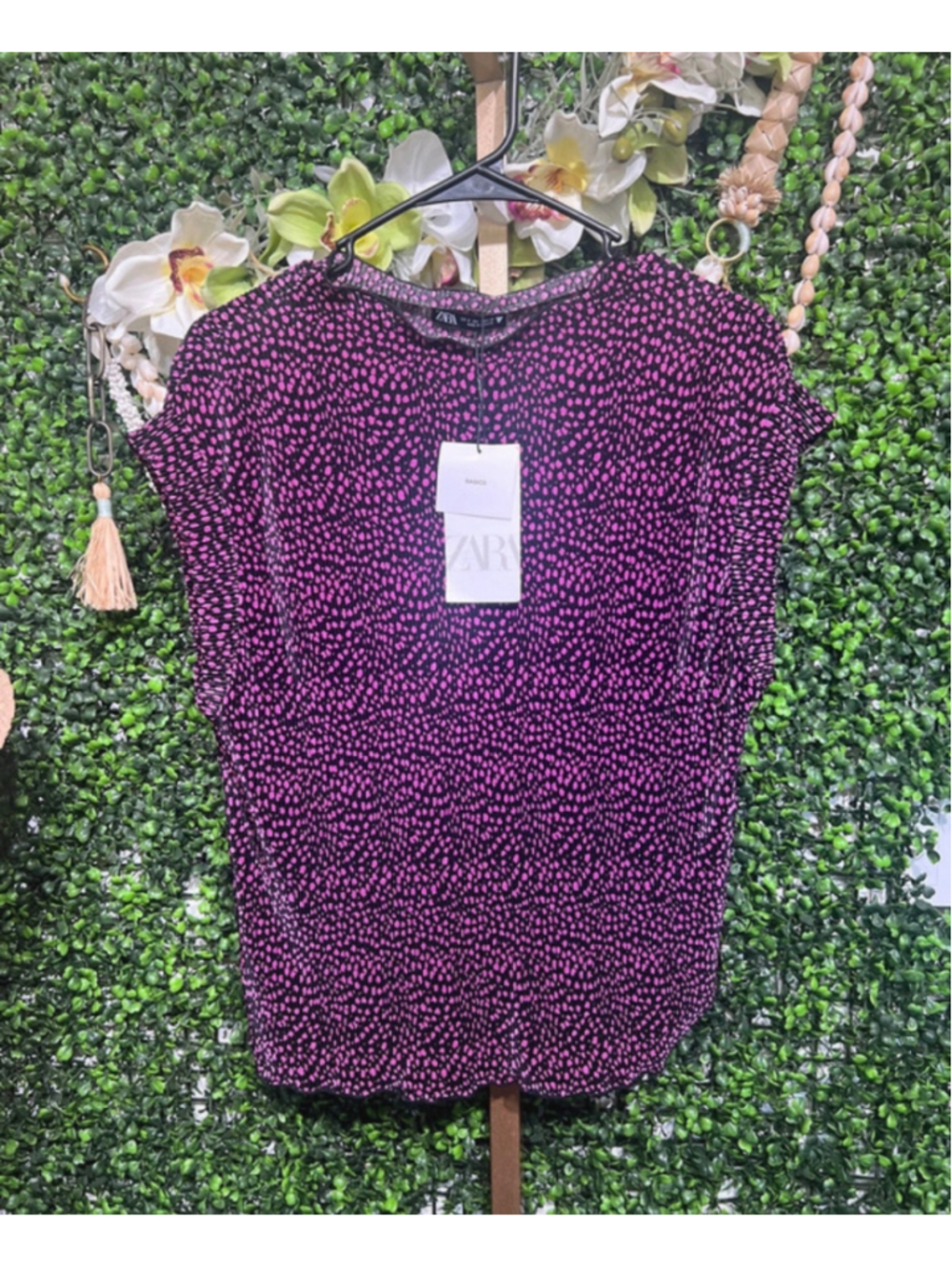 Zara Satin Pleated Plissé Stretch Textured Short Sleeve Top Blouse size Small